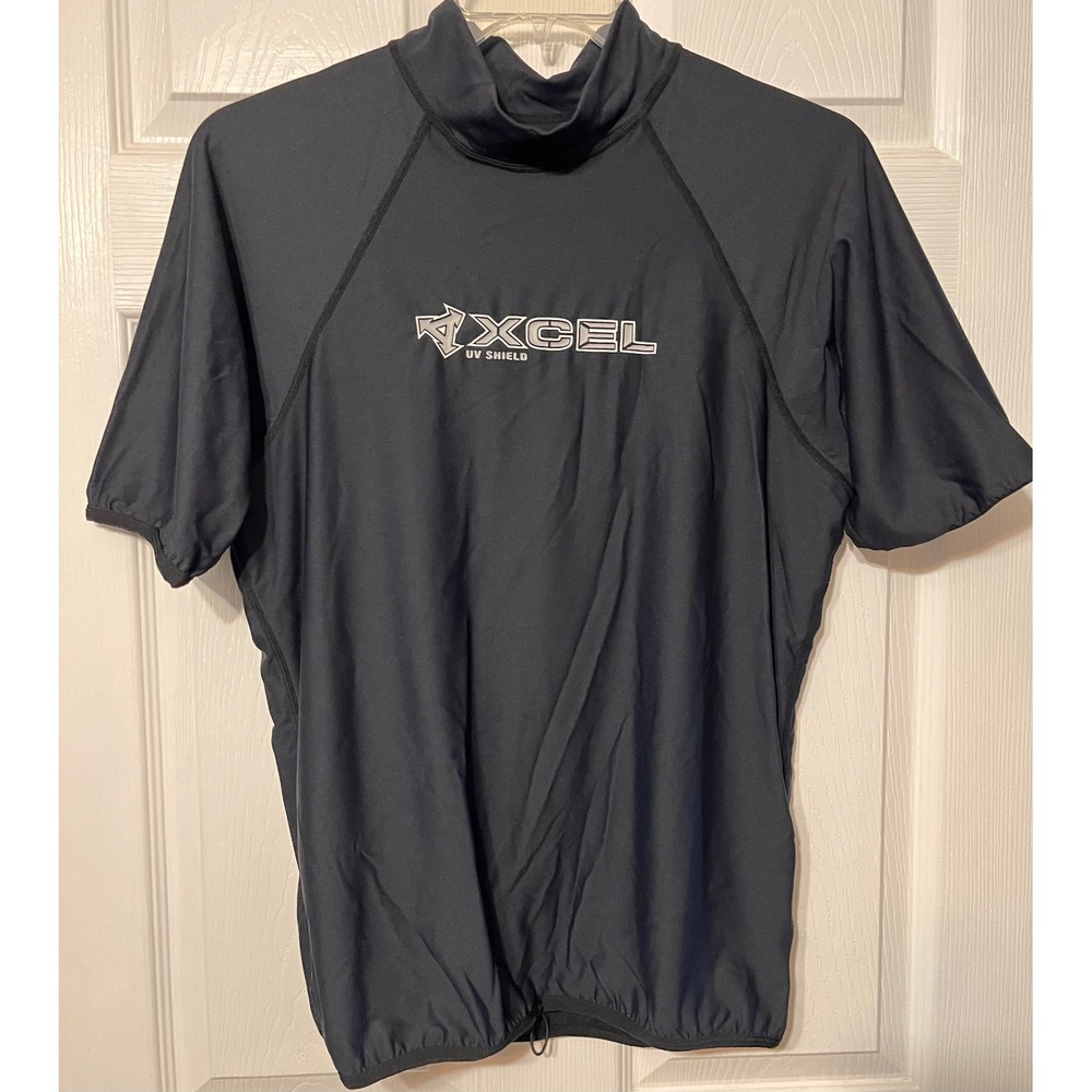 Xcel UV Shield Rash Guard Mens‎ 2XL (Smaller) Black Short Sleeve Swim Shirt